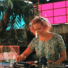 Sunday Sessions'130 | Anna Hanna