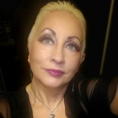 While the music plays on - Tess Felton