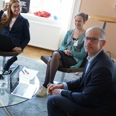 Akademipodden Från det minsta till det största – en resa genom den moderna fysiken