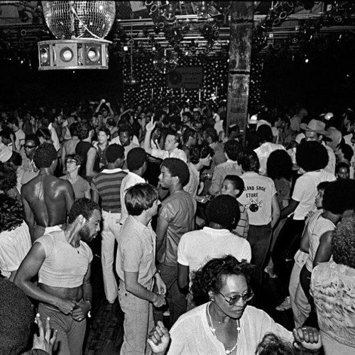 Mompó The Summer Is Finish