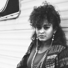 LATASHA LEE  - ILL NEVER LET YOU GO