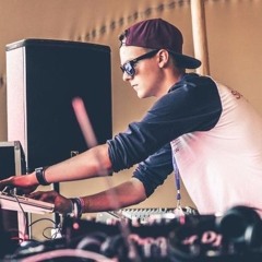 Sea And Sand Mega Mix (cut Version)