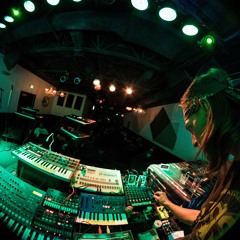 The Running Man (D_E_M_0)