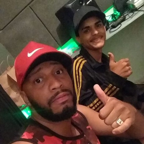 MC LUIZIN BARBA - JOGA A BUNDA SUA PUTA MALUCA ((  DJ DG DO DICK))