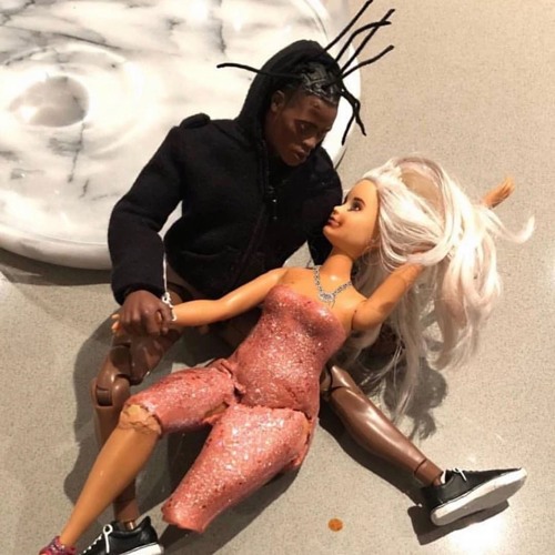 Welcome To The Hotel - I Can't Live