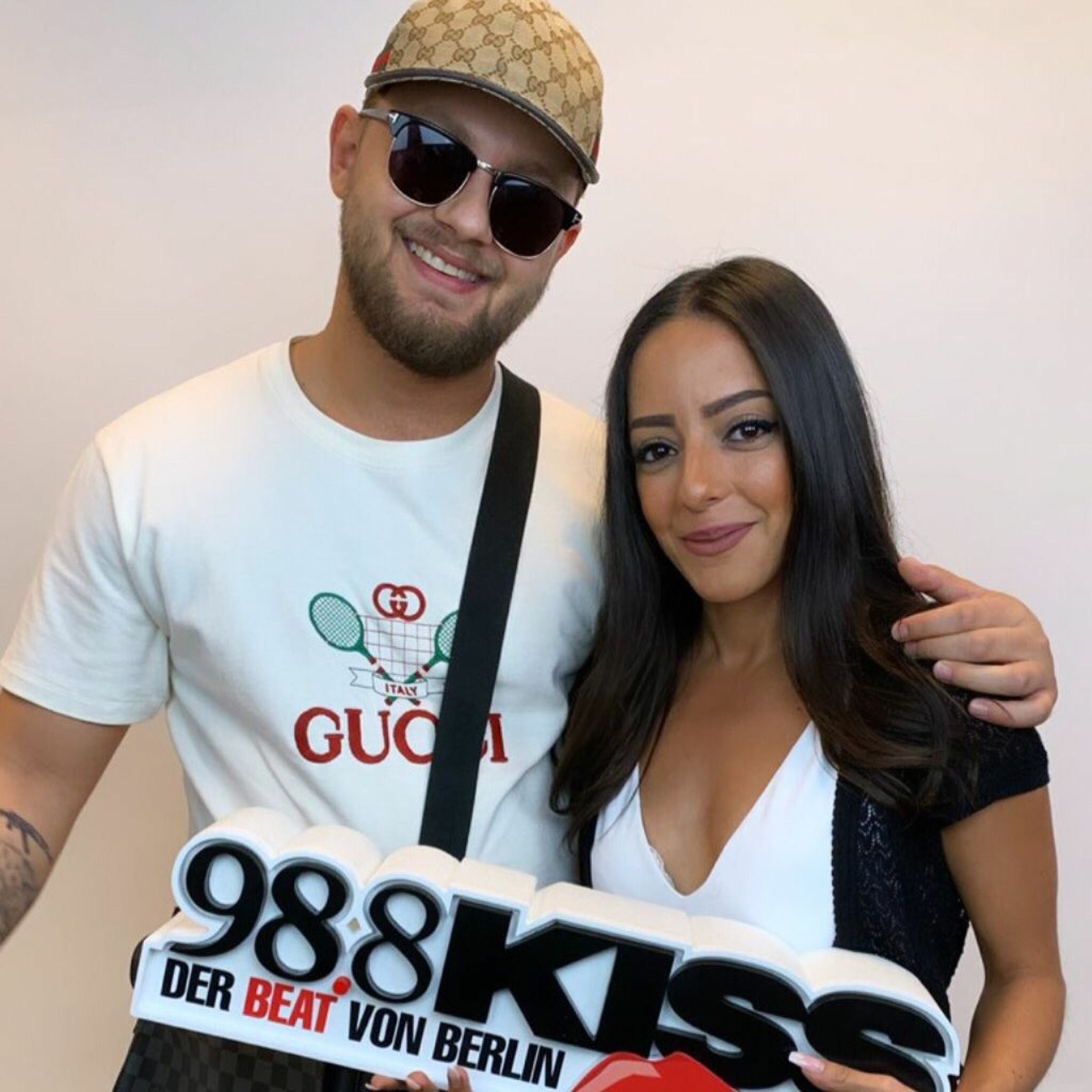 988kissfm