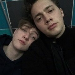 𝐁𝐑𝐎𝐊𝐄𝐍