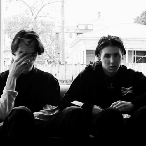 I'M NO GOOD x gardens