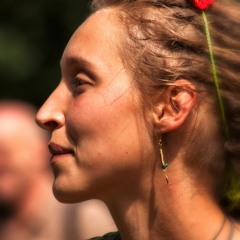 "Der Traum" von Lena Hein, mit Wildfang, Manfred: Kontrabass/Produzent