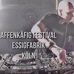 Koen Groeneveld DJ set at Affenkäfig Festival - Essigfabrik - Köln - Germany - 10-08-2019