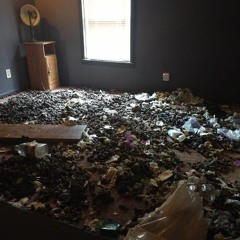 mom found the poop room