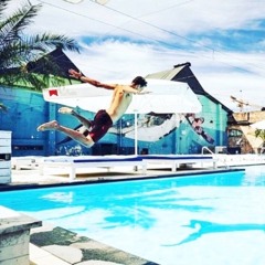 Alex Gallus - #LastDaysOfSummer