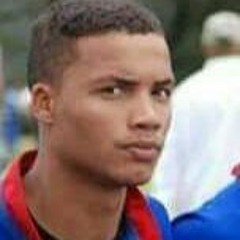 kom dans DEEJAY BRUCE