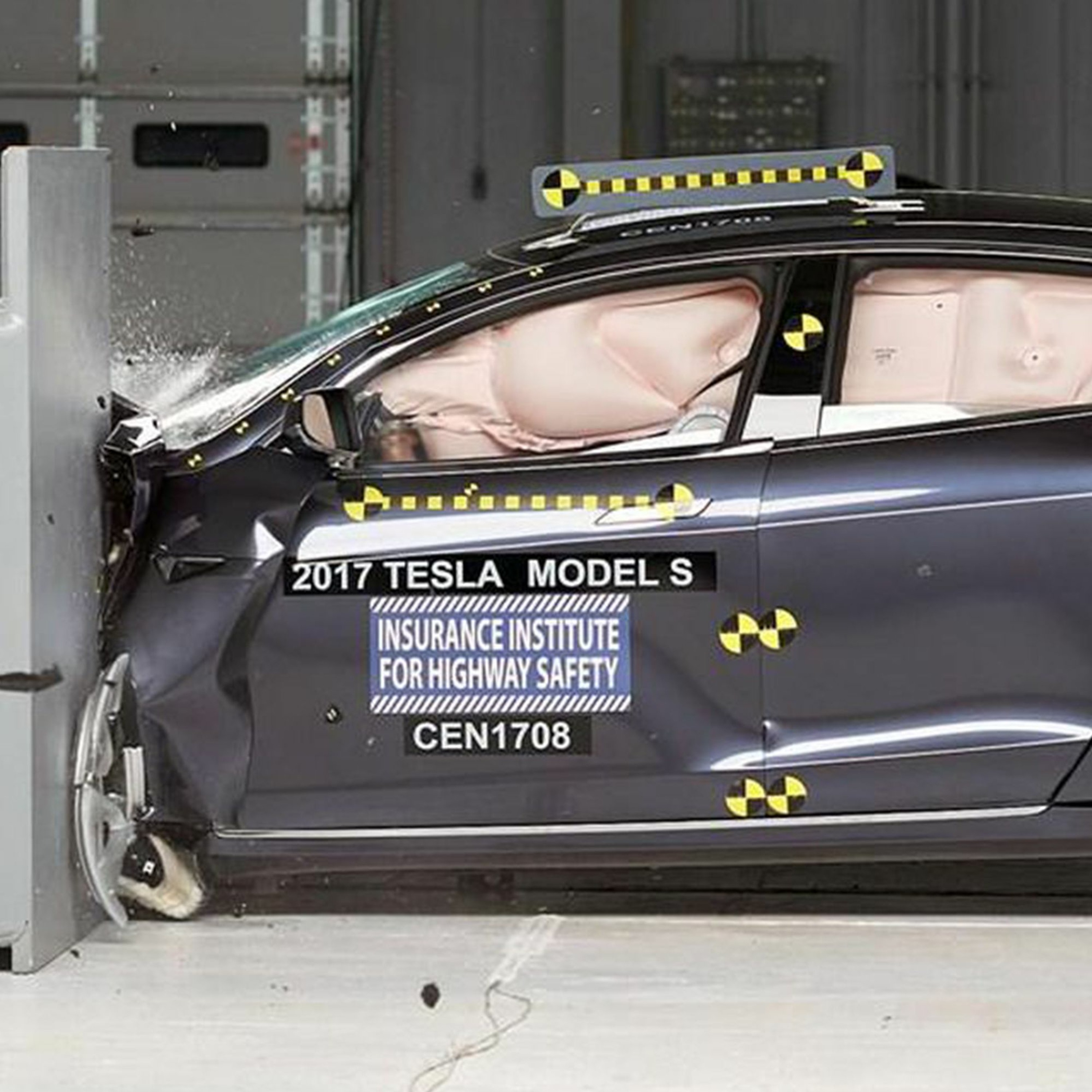 Overdrive: Will we still own a car?; Honda goes for the young; Knee airbags; false ads thumbnail