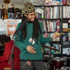 Phony Ppl - Cookie Crumble. (NPR Tiny Desk Concert)