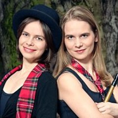 Popcorn Behaviour • Toss The Feathers • Gravel Walk