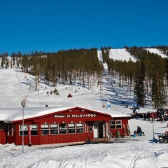 Nalovardo Instrumentals