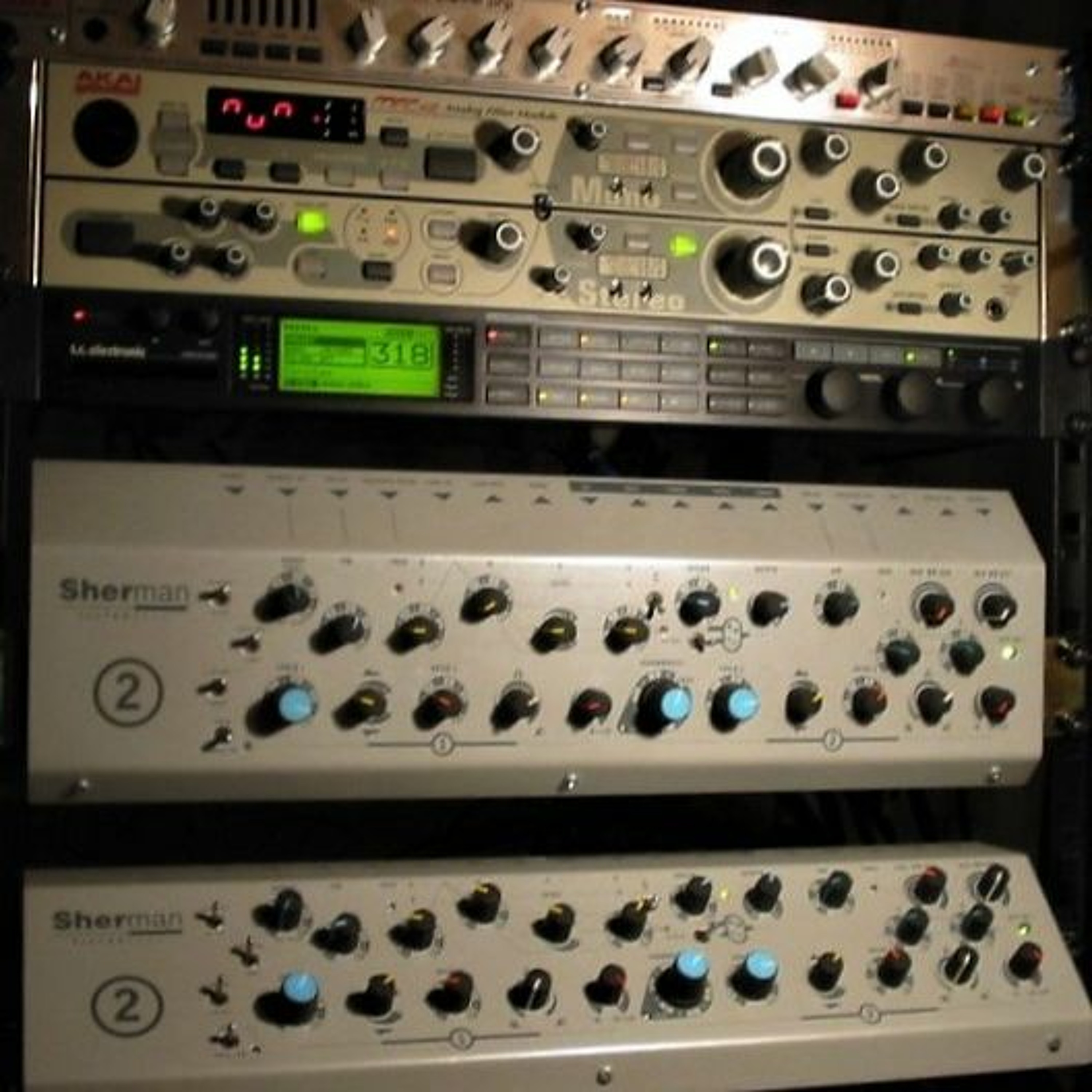 Quantum Harmonics - Electronic Music Explorations