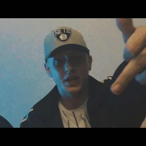 VKIE X NEE - A JA SIĘ ŚMIEJĘ