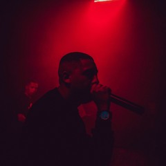 RAVE EMBRAZADA - MC Hyatta e Caio (DJ Menor PR DJ Bruninho PZS) 2019