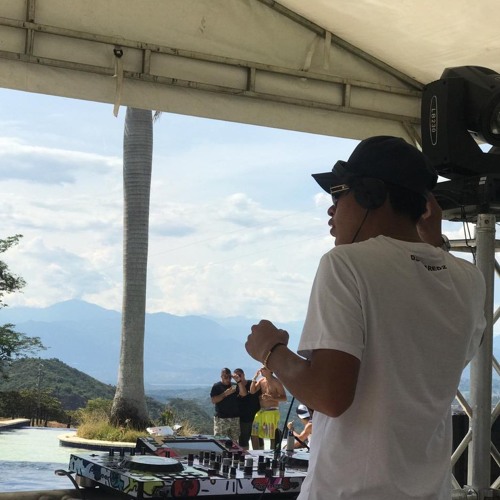 SOMETHING FULLY DIFFERENT - JUAN DURANGO TECH - HOUSE