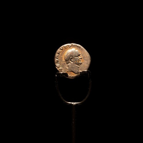 A series of personal questions addressed to a Roman coin (2019_French language version