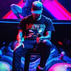 Chris Brown - Online