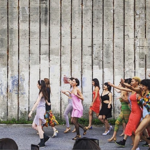GAUNTLETT CHENG SS20: yesterday was tomorrow's best friend, then she met today