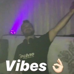 Aaron's 3:30AM Techno Set