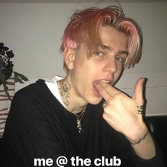 @kisuhampi - sitting in my room as i watch the rain fall