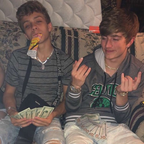 Stream Drippin In Fashion ft. Lil Rager by Lil Spautzt | Listen online ...