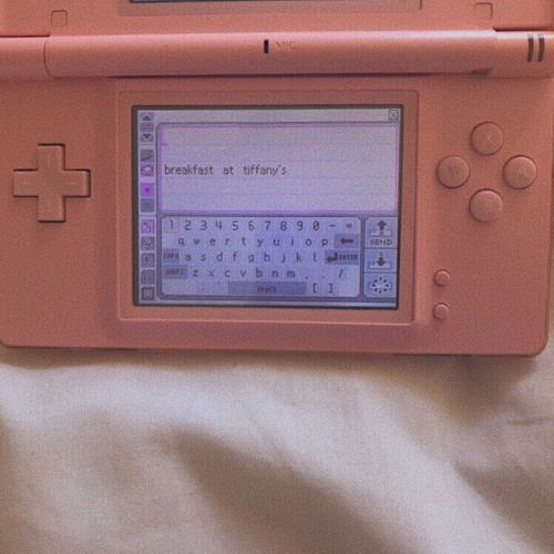 breakfast at tiffany's online