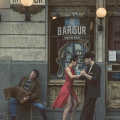 خذني لأخر حدودك لاتقيدني بقيودك