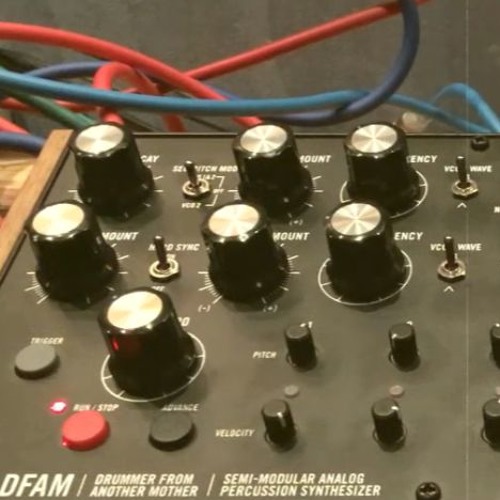 FULL TECHNO TRACK (DFAM ONLY)