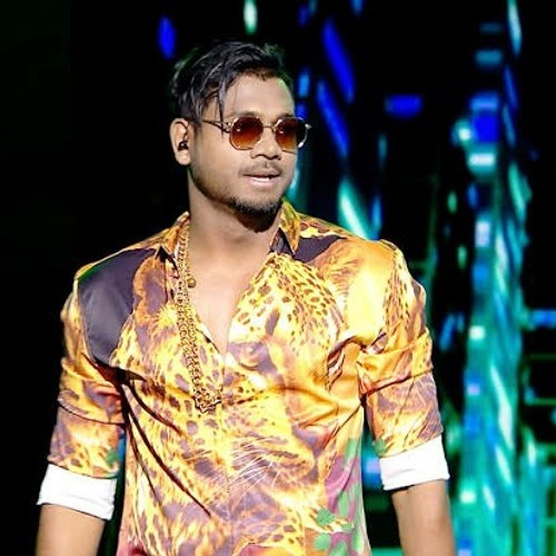 GOLD DIGGER - KING ROCCO - MTV HUSTLE- FULL VIDEO.m4a