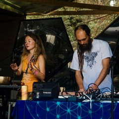 Dva Dereva - Who Am I ?