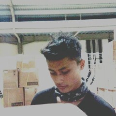 Ipang Lazuardi - Sekali Lagi  Live At Music Everywhere   (256k)