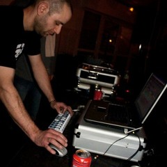 Akouphen Live Set @ LEDS Free Party 24 09 2011