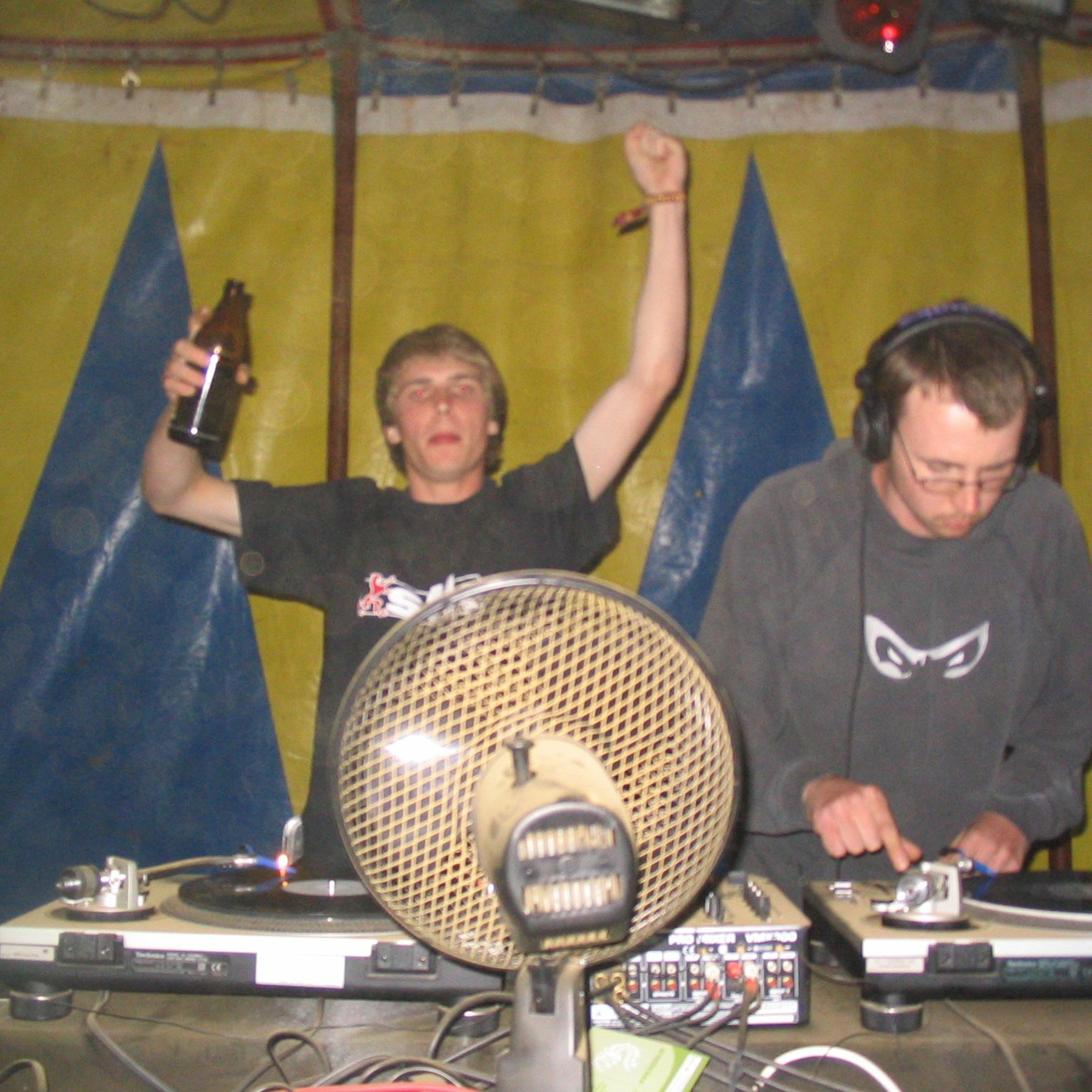 Clerk DJ-MiXES