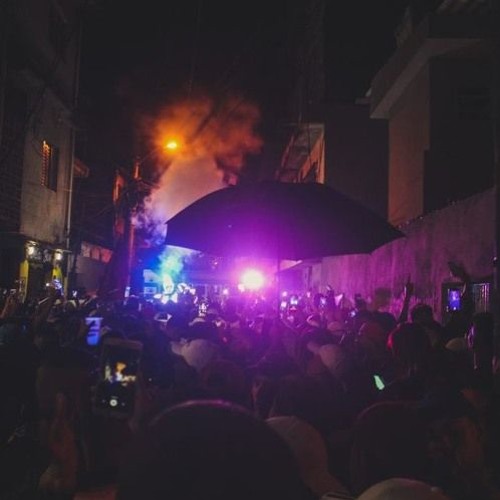 QUANDO FOR BEIJAR ALGUEM, TESTA ESSE BEIJO EM MIM - MC Luan ( DJ Miller )