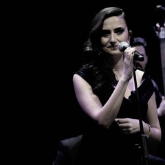 Yaprak Sayar - Akşam Yine Gölgen