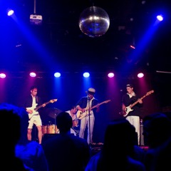 High Tide - Live in Victoria