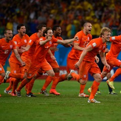 #TATT (The Attempts To Team) --- SynTalk