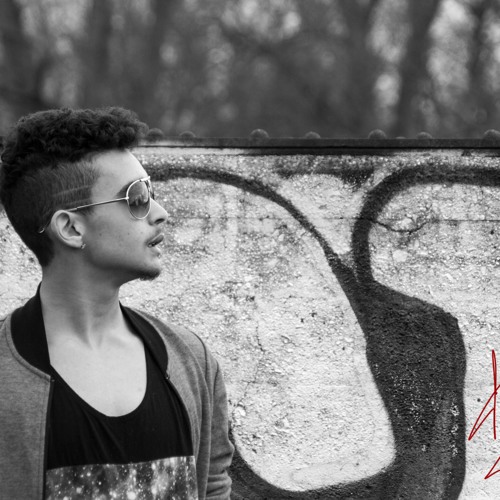 Cheno Royal Ft Extraordinary -Bust Back Prod. By Paul Fox