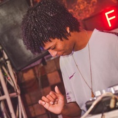 @@@ TÃO PEQUENINIHA X AMOR QUE FODA FOI ESSA (( DJ CABELIN BALA )) HIT - MAKER DE SJM