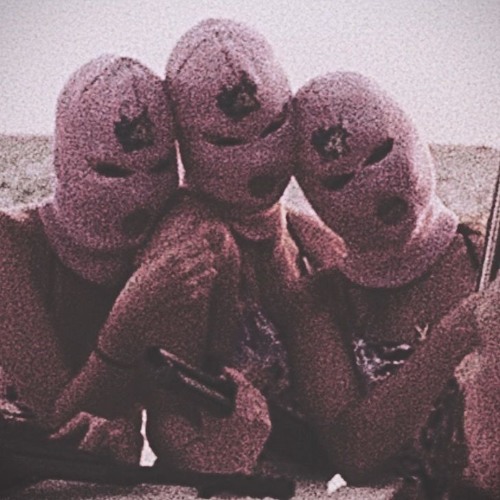 LUVLY X VISA - MOTOROLA [PROD.VM]