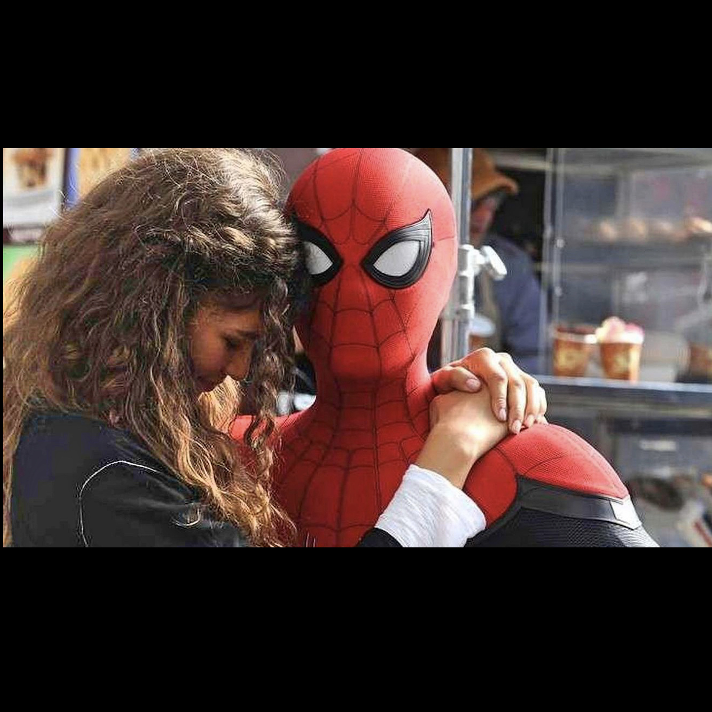 The BizzleCast Podcast by The Bizzle