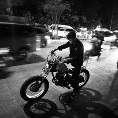 Efek_Rumah_Sosis_-_Bebas_(Official_Lyrics_Video).mp3