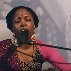 WAVES OF KIRTAN #36 // Acyuta Gopi - Radhadesh Mellows 2017