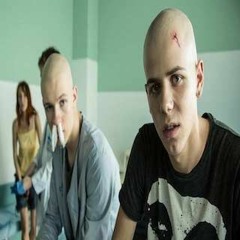 песня Поезд из сериала "Красные браслеты"